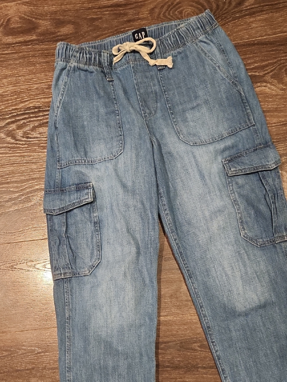 ❤️ GAP DENIM MID-RISE EASY JEAN CARGO JOGGER JEANS, SMALL (4 - 6) - Picture 6 of 14